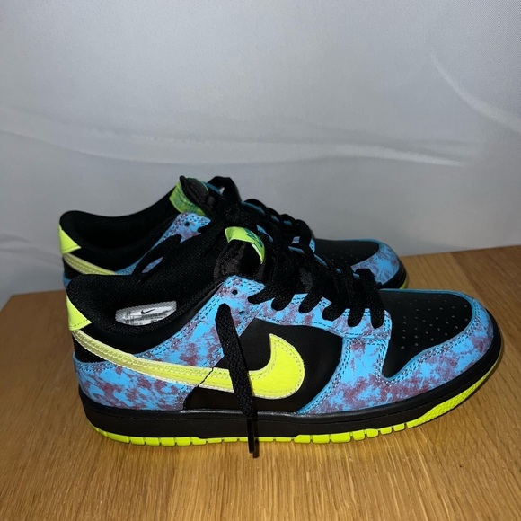 Nike Low Dunk Acid Wash Black Bolt (GS) - Picture 2 of 8